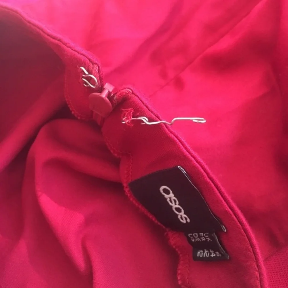 Women’s Fuchsia Cutout Fit-and-Flare Dress - Picture 5 of 6